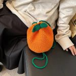 tracolla bimba uncinetto arancione 708.jpg